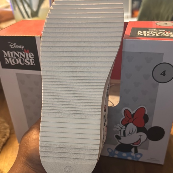 Disney White and Pink Sneakers with Playful Design - Picture 5 of 16